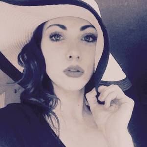 Meet your Posher, Tiffany